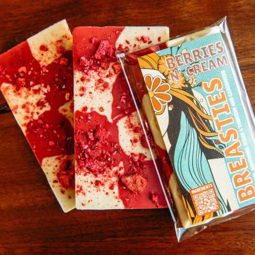 xsdddsssdsd.webp Berries n’ Cream Breasties Bar